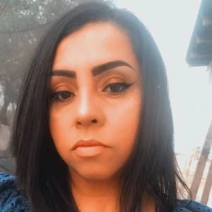 Meet your Posher, Delia